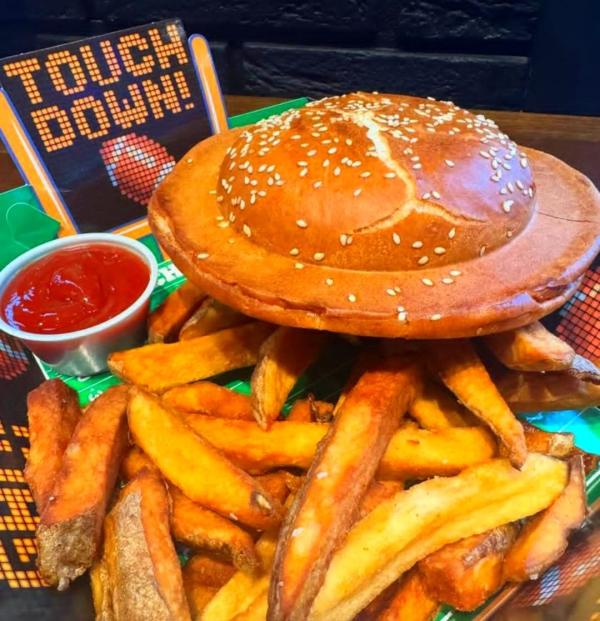 WhatsApp Image 2025-02-04 at 18.24.37_bff15d35 UFO Burger (Out of Stock)